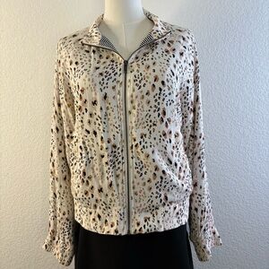 ⭐️ Saltwater LUXE Leopard Print Bomber Jacket – Size S